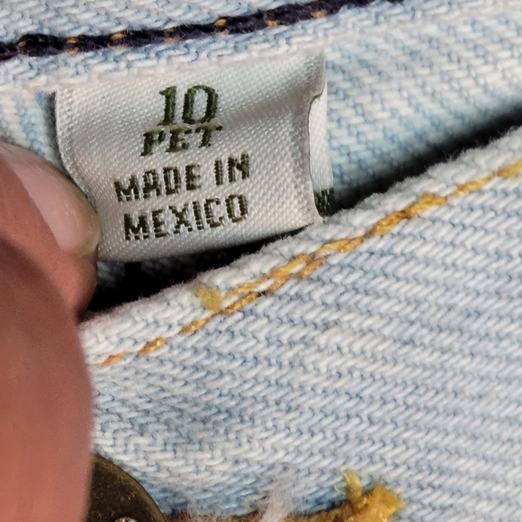 L.L Bean Original fit/ Relaxed jeans size 10 P - Picture 8 of 10